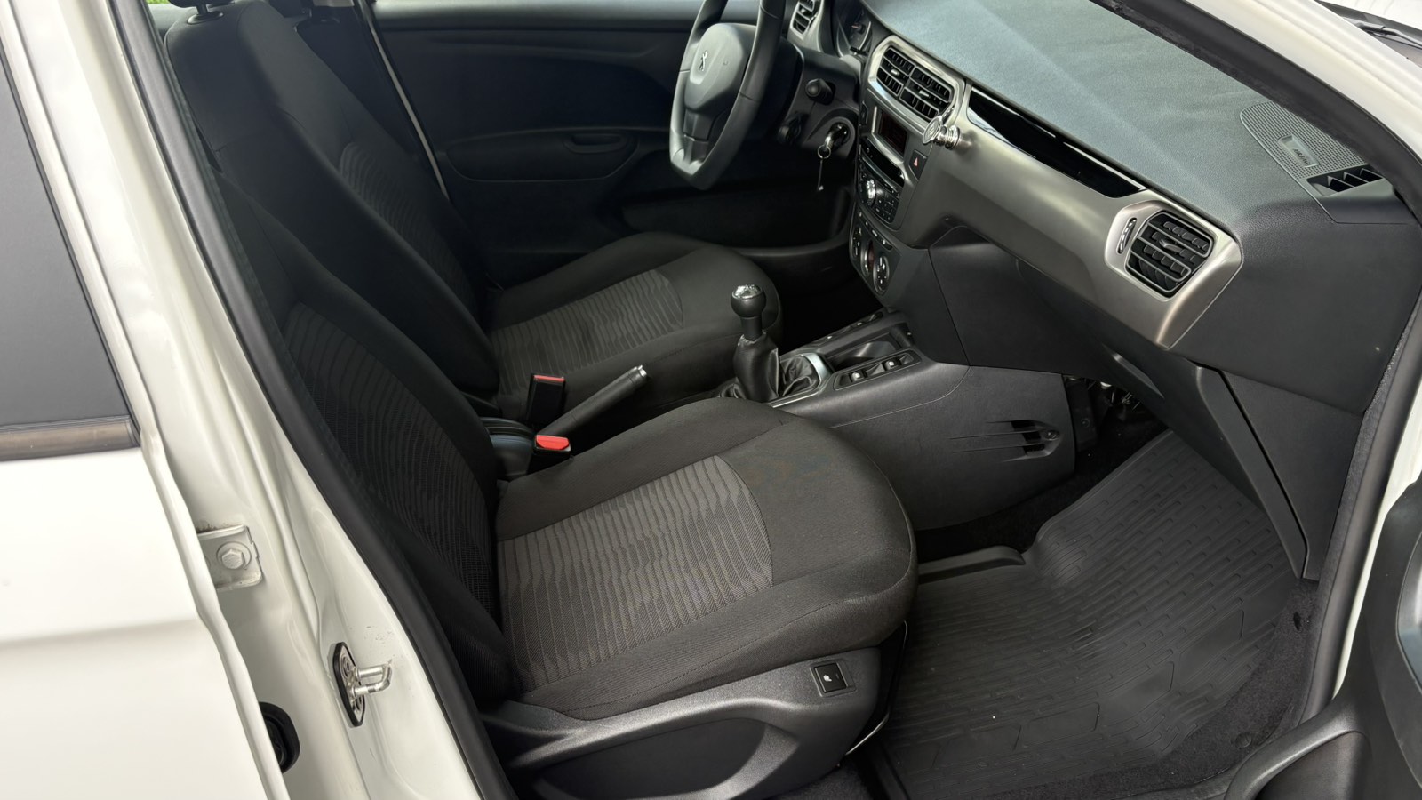 Інші авто PEUGEOT 301 2020 року, Седан, Тойота Центр Київ "Автосаміт Укравто", м.Київ | Фото № 6 Інші авто PEUGEOT 301 2020 року з пробігом 52892 км, Седан, Тойота Центр Київ "Автосаміт Укравто", м.Київ - 521550 ГРН | Фото № 6