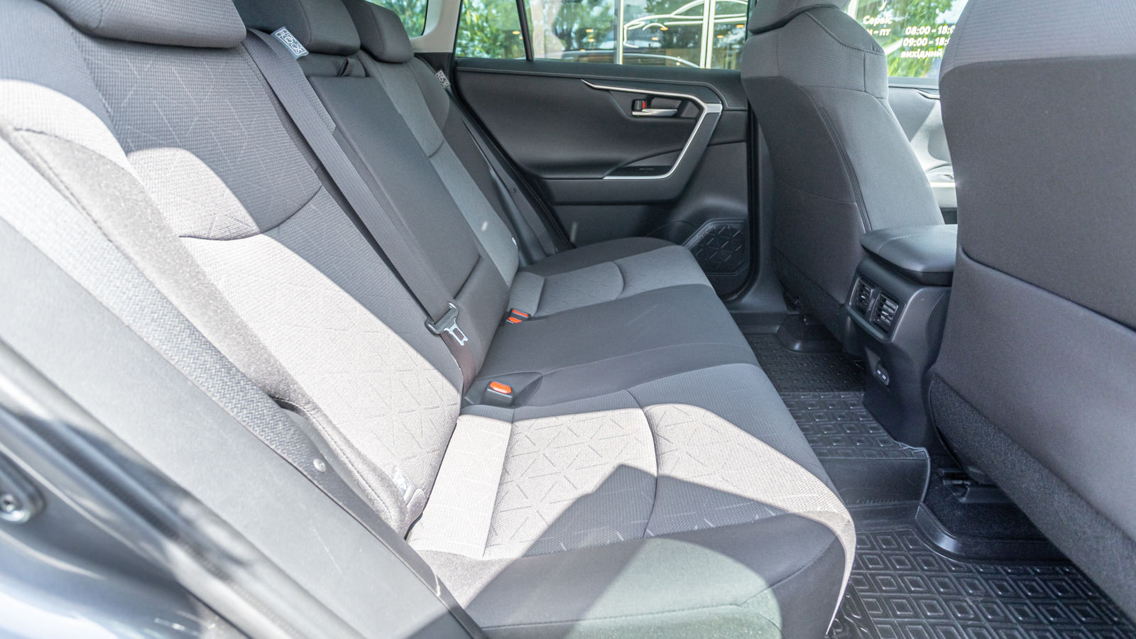 Toyota RAV4 2023 року з пробігом 25415 км, Універсал, Тойота Центр Дніпро "Алмаз Мотор" на Запорізькому шосе, м.Дніпро - 1485000 ГРН | Фото № 7