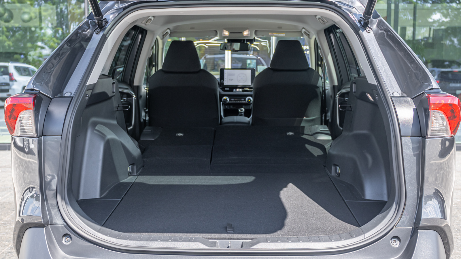 Toyota RAV4 2023 року з пробігом 25415 км, Універсал, Тойота Центр Дніпро "Алмаз Мотор" на Запорізькому шосе, м.Дніпро - 1485000 ГРН | Фото № 12