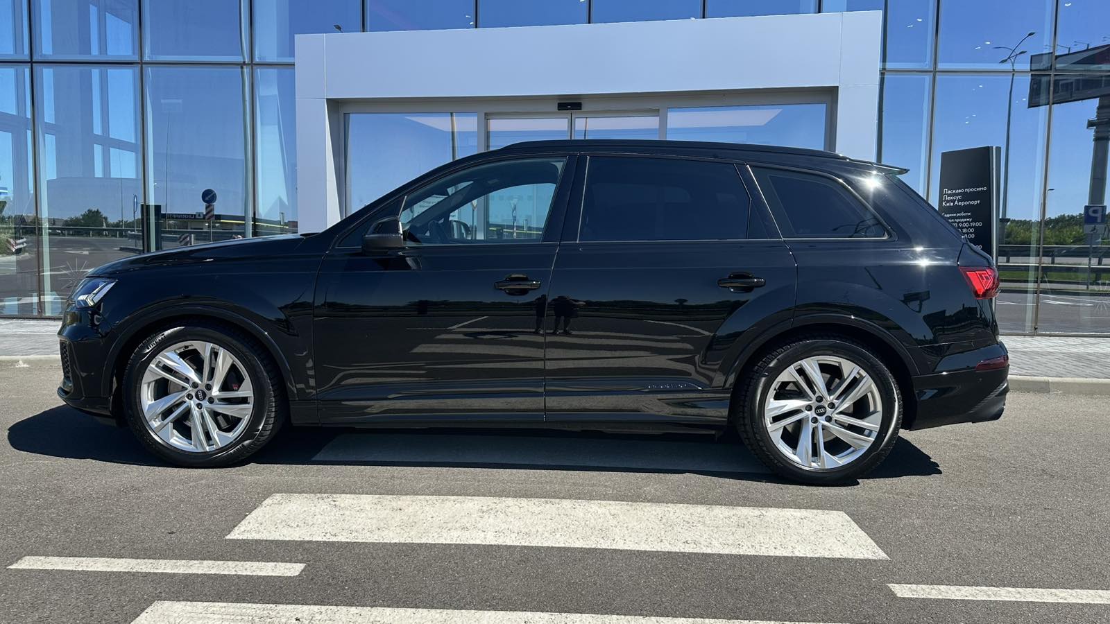Інші авто AUDI SQ7 2021 року з пробігом 121300 км, Універсал, Лексус Київ Аеропорт, м.Київ - 3031525 ГРН | Фото № 3