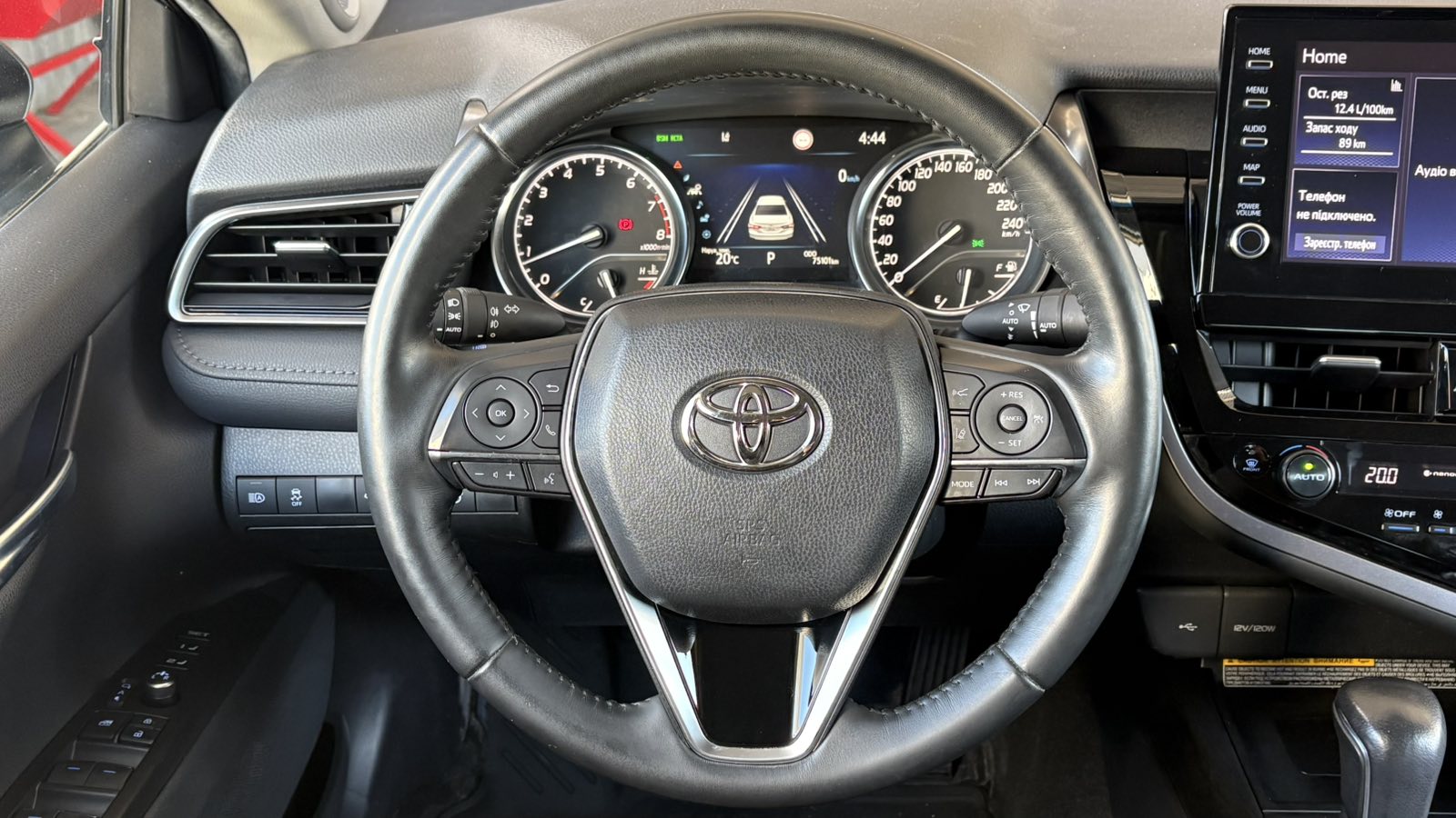 Toyota CAMRY 2021 року, Седан, Тойота Центр Київ "Автосаміт Укравто", м.Київ | Фото № 13 Toyota CAMRY 2021 року з пробігом 75099 км, Седан, Тойота Центр Київ "Автосаміт Укравто", м.Київ - 1513000 ГРН | Фото № 13