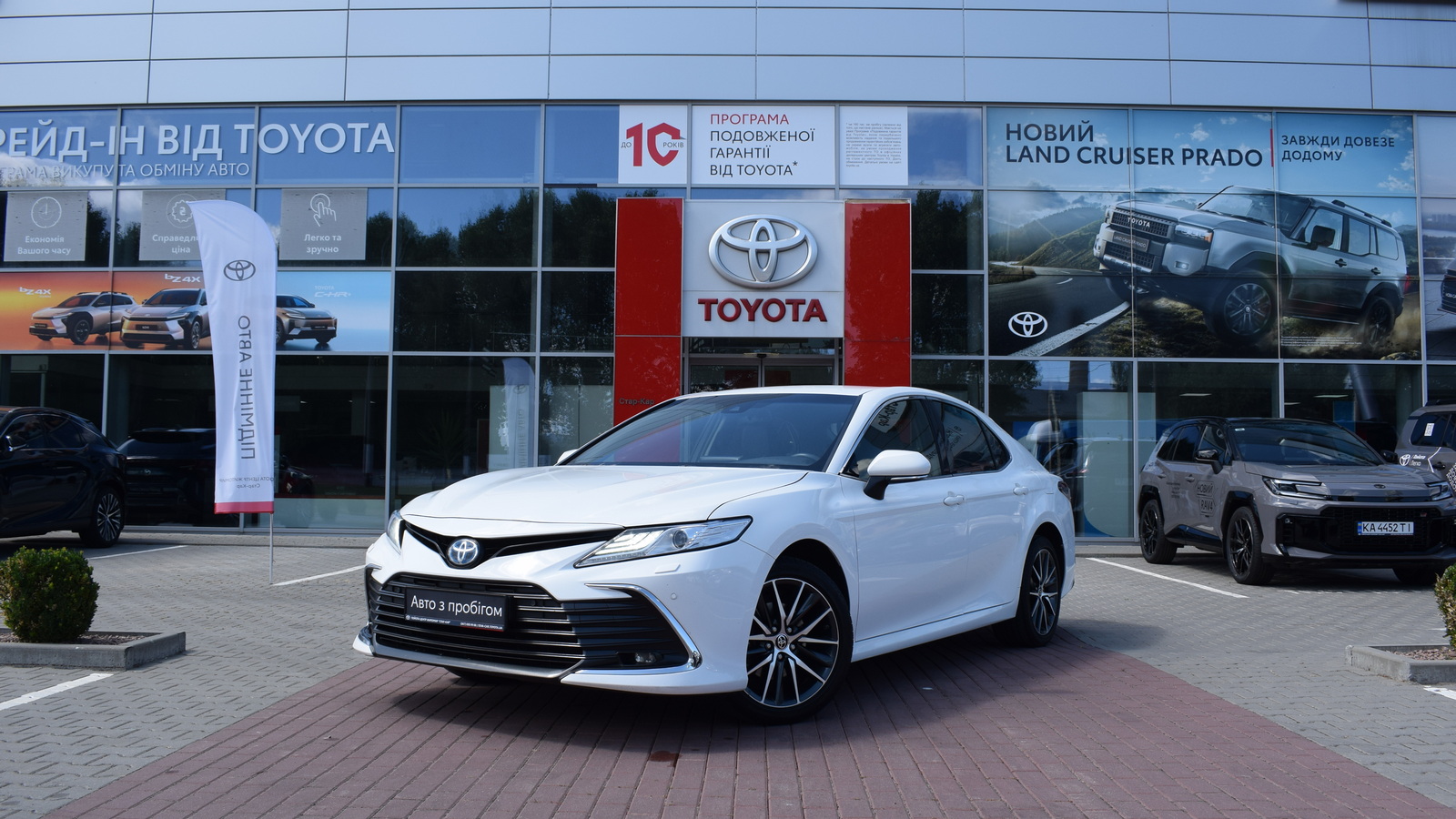 Toyota CAMRY 2022 року з пробігом 115998 км, Седан, Тойота Центр Житомир "Стар - Кар", м.Житомир - 1397760 ГРН | Фото № 1