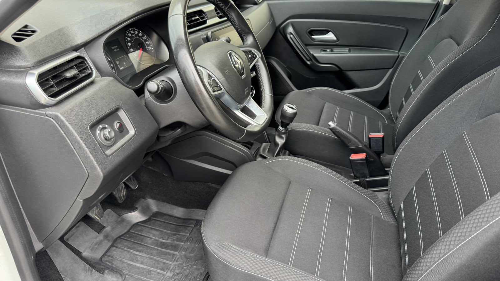 Інші авто RENAULT DUSTER 2021 року, Універсал, Тойота Центр Київ "Автосаміт Укравто", м.Київ | Фото № 12 Інші авто RENAULT DUSTER 2021 року з пробігом 189135 км, Універсал, Тойота Центр Київ "Автосаміт Укравто", м.Київ - 770000 ГРН | Фото № 12
