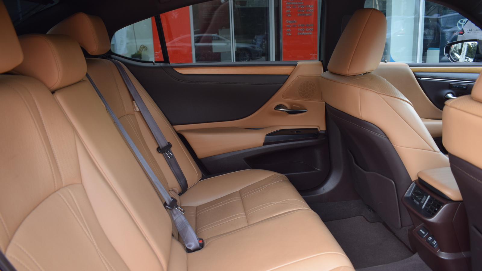 Lexus ES 2021 року, Седан, Тойота Центр Житомир "Стар - Кар", м.Житомир | Фото № 7 Lexus ES 2021 року з пробігом 63240 км, Седан, Тойота Центр Житомир "Стар - Кар", м.Житомир - 1980210 ГРН | Фото № 7