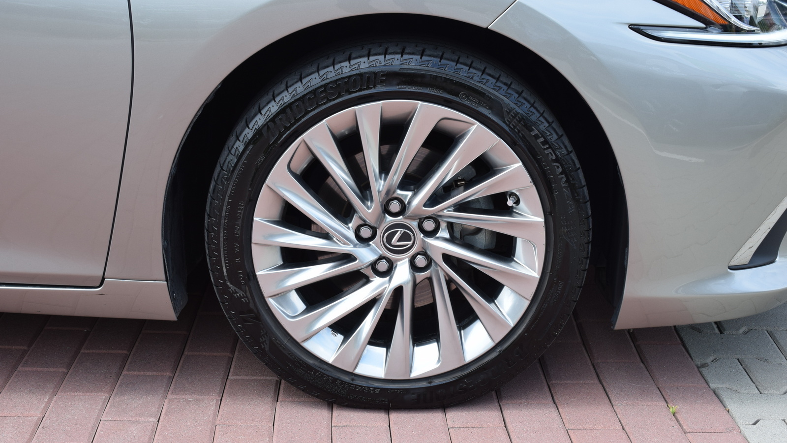 Lexus ES 2021 року, Седан, Тойота Центр Житомир "Стар - Кар", м.Житомир | Фото № 15 Lexus ES 2021 року з пробігом 63240 км, Седан, Тойота Центр Житомир "Стар - Кар", м.Житомир - 1980210 ГРН | Фото № 15