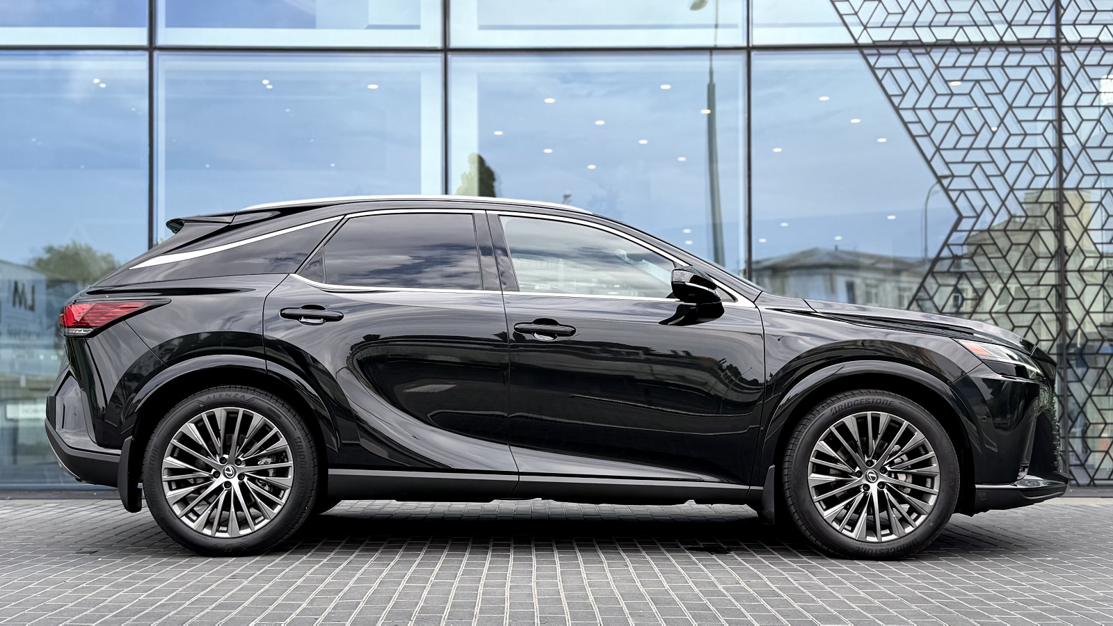 Lexus RX 450h 2023 року, Універсал, Лексус Одеса, м.Одеса | Фото № 17 Lexus RX 450h 2023 року з пробігом 53188 км, Універсал, Лексус Одеса, м.Одеса - 3512320 ГРН | Фото № 17