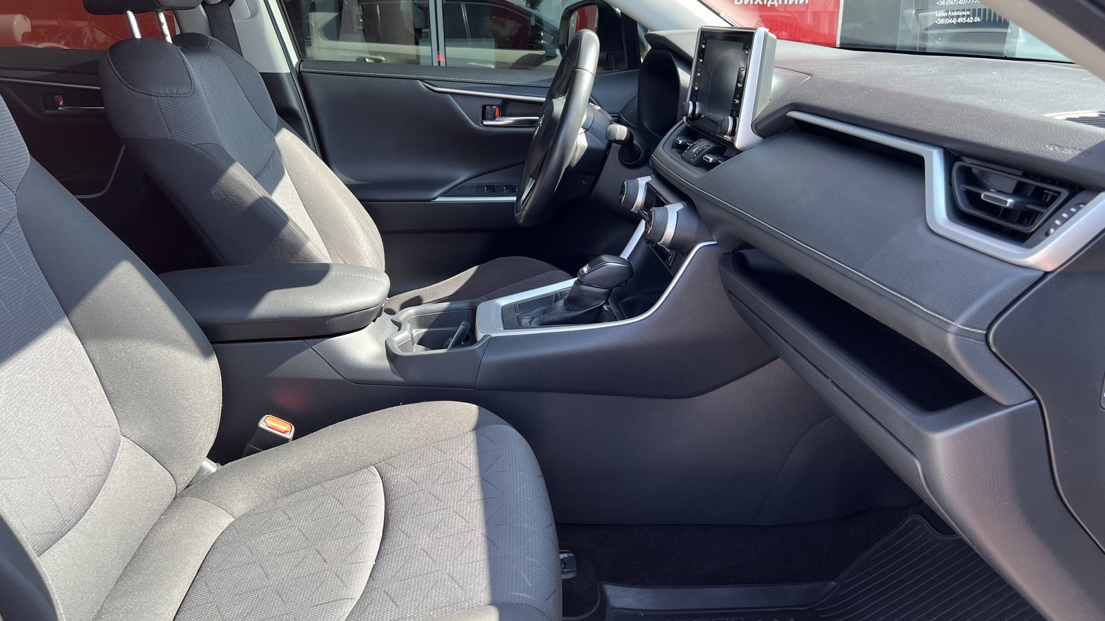 Toyota RAV4 2021 року з пробігом 69317 км, Універсал, Тойота Центр Вінниця "Преміум Мотор", м.Вінниця - 1120000 ГРН | Фото № 6