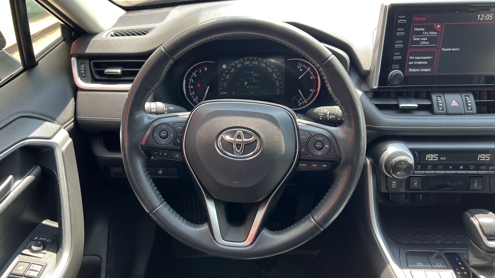 Toyota RAV4 2021 року, Універсал, Тойота Центр Вінниця "Преміум Мотор", м.Вінниця | Фото № 9 Toyota RAV4 2021 року з пробігом 170000 км, Універсал, Тойота Центр Вінниця "Преміум Мотор", м.Вінниця - 1120000 ГРН | Фото № 9