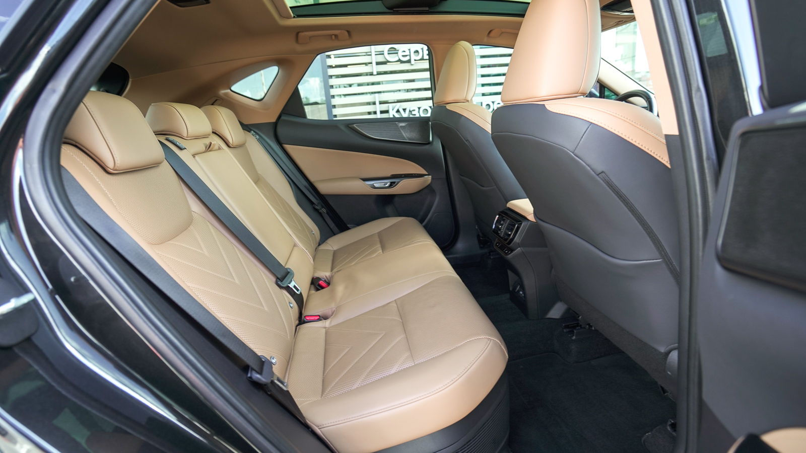 Lexus NX 2023 року з пробігом 160540 км, Універсал, Тойота Центр Львів "Діамант", м.Львів - 2145600 ГРН | Фото № 7
