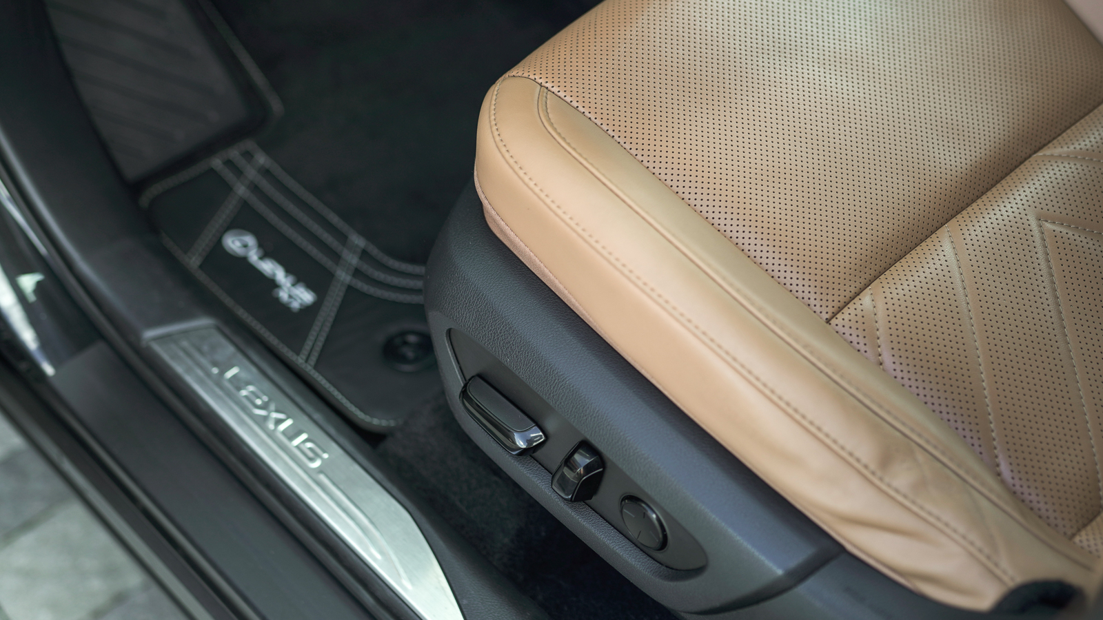 Lexus NX 2023 року з пробігом 160540 км, Універсал, Тойота Центр Львів "Діамант", м.Львів - 2145600 ГРН | Фото № 19