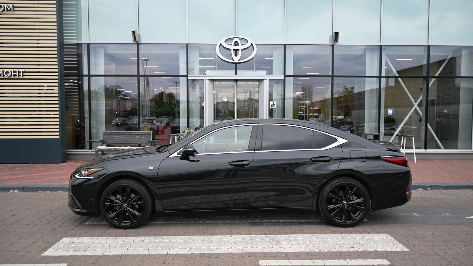 Lexus ES 2023 року, Седан, Тойота Центр Київ "Сіті Плаза", м.Київ | Фото № 3 Lexus ES 2023 року з пробігом 30501 км, Седан, Тойота Центр Київ "Сіті Плаза", м.Київ - 1967240 ГРН | Фото № 3