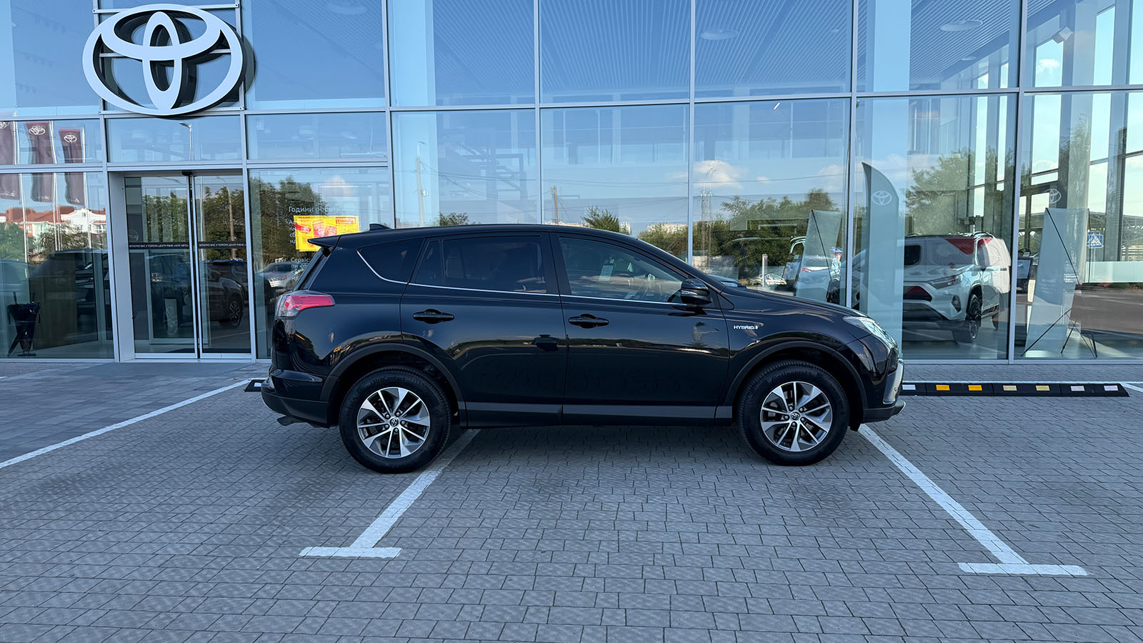Toyota RAV4 2016 року з пробігом 299032 км, Універсал, Тойота Центр Рівне "Агат Авто", м.Рівне - 826950 ГРН | Фото № 17