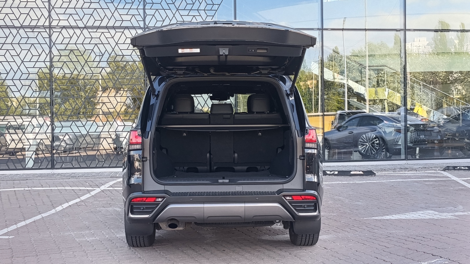 Lexus LX 2023 року з пробігом 30954 км, Універсал, Лексус Київ Захід, м.Київ - 5670000 ГРН | Фото № 10