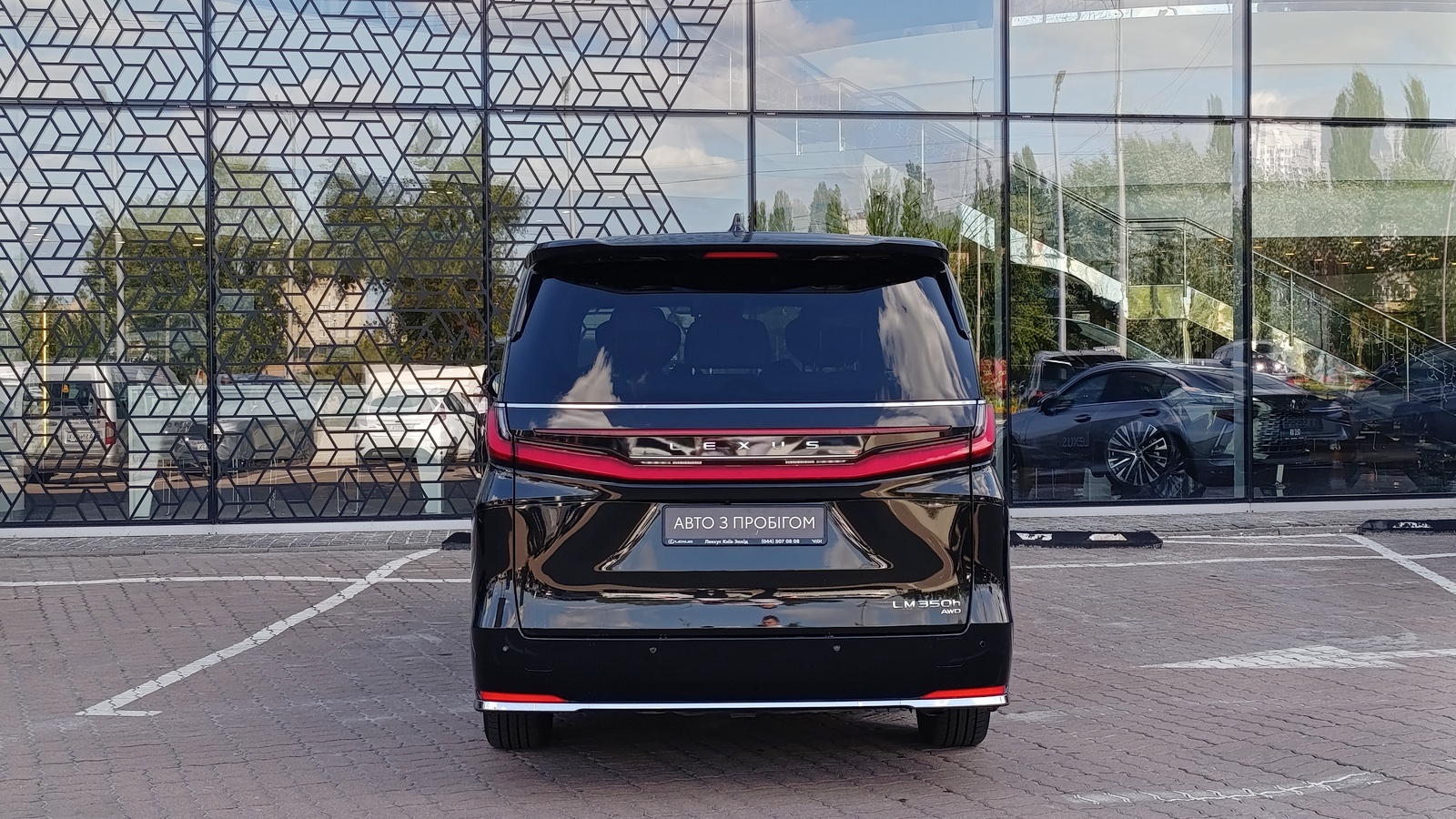 Lexus LM 350h 2025 року з пробігом 22695 км, Універсал, Лексус Київ Захід, м.Київ - 5198000 ГРН | Фото № 4