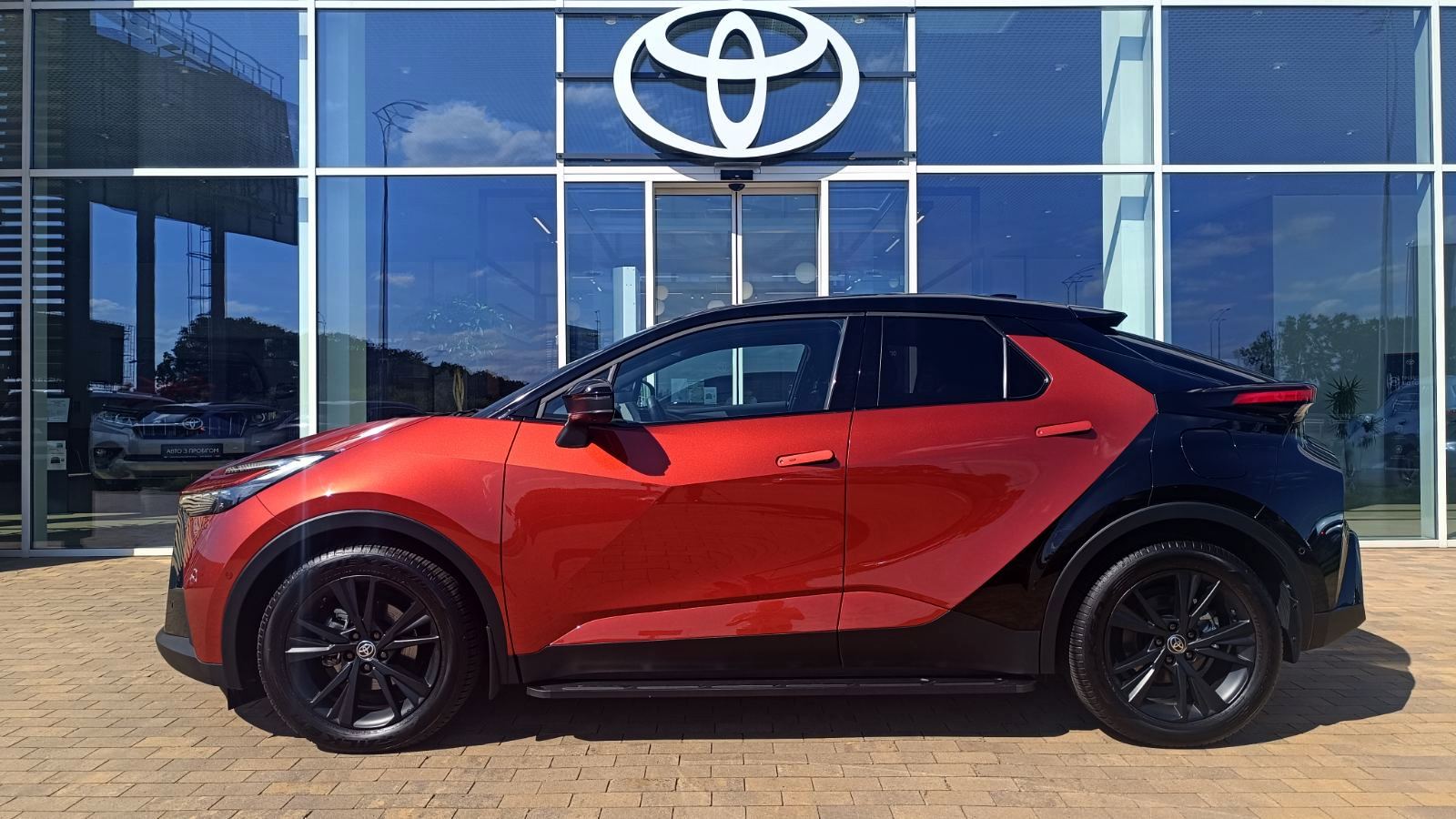 Toyota C-HR 2025 року, Хетчбек, Тойота Центр Київ «ВІДІ Аеропорт», м.Київ | Фото № 3 Toyota C-HR 2025 року з пробігом 3299 км, Хетчбек, Тойота Центр Київ «ВІДІ Аеропорт», м.Київ - 1800000 ГРН | Фото № 3