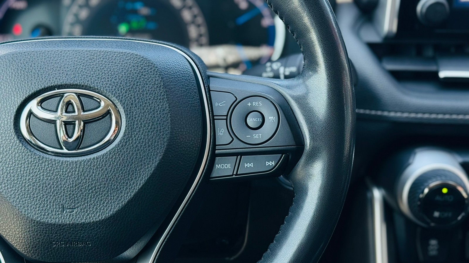 Toyota RAV4 2021 року, Універсал, Тойота Центр Тернопіль "Кристал Моторс", м.Тернопіль | Фото № 11 Toyota RAV4 2021 року з пробігом 115065 км, Універсал, Тойота Центр Тернопіль "Кристал Моторс", м.Тернопіль - 1365000 ГРН | Фото № 11