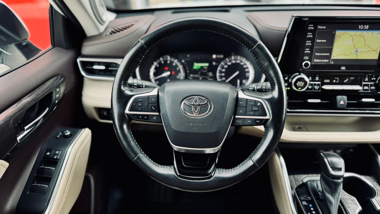 Toyota HIGHLANDER 2022 року, Універсал, Тойота Центр Тернопіль "Кристал Моторс", м.Тернопіль | Фото № 9 Toyota HIGHLANDER 2022 року з пробігом 74456 км, Універсал, Тойота Центр Тернопіль "Кристал Моторс", м.Тернопіль - 2070000 ГРН | Фото № 9