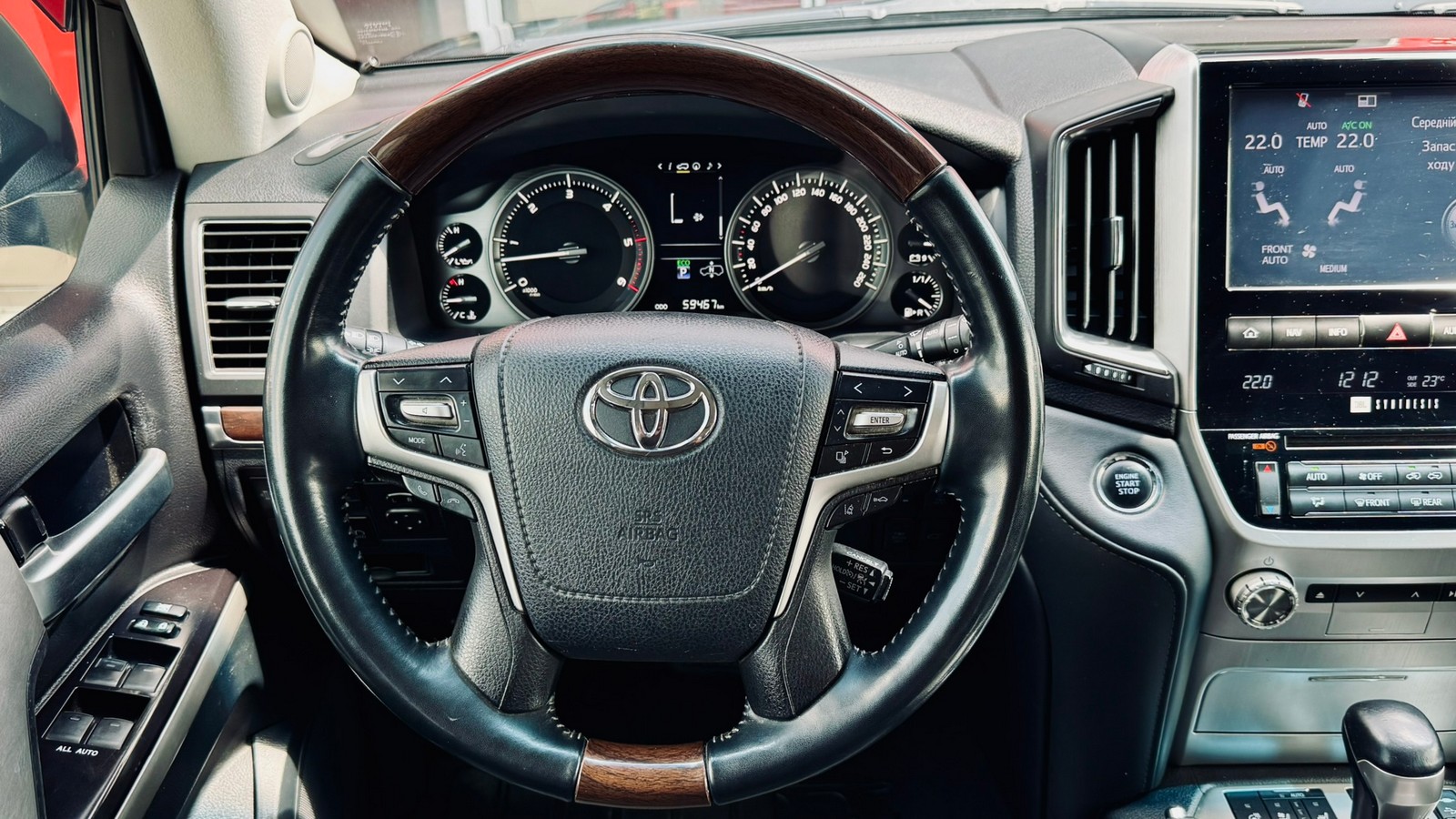 Toyota LAND CRUISER 2019 року, Універсал, Тойота Центр Тернопіль "Кристал Моторс", м.Тернопіль | Фото № 9 Toyota LAND CRUISER 2019 року з пробігом 59450 км, Універсал, Тойота Центр Тернопіль "Кристал Моторс", м.Тернопіль - 3100000 ГРН | Фото № 9