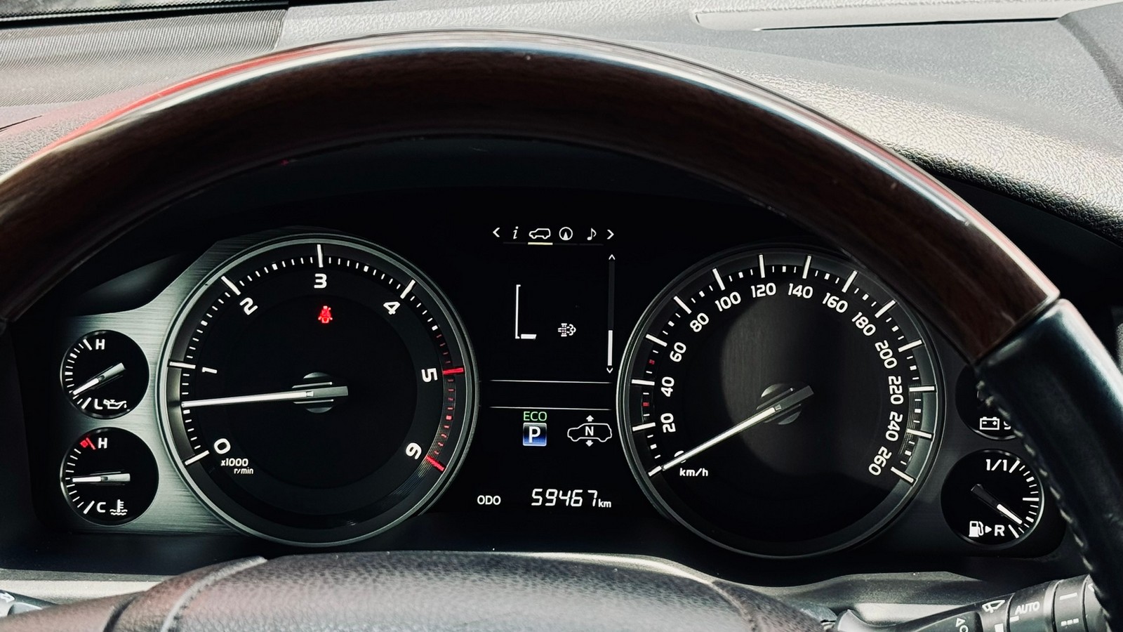 Toyota LAND CRUISER 2019 року, Універсал, Тойота Центр Тернопіль "Кристал Моторс", м.Тернопіль | Фото № 13 Toyota LAND CRUISER 2019 року з пробігом 59450 км, Універсал, Тойота Центр Тернопіль "Кристал Моторс", м.Тернопіль - 3100000 ГРН | Фото № 13