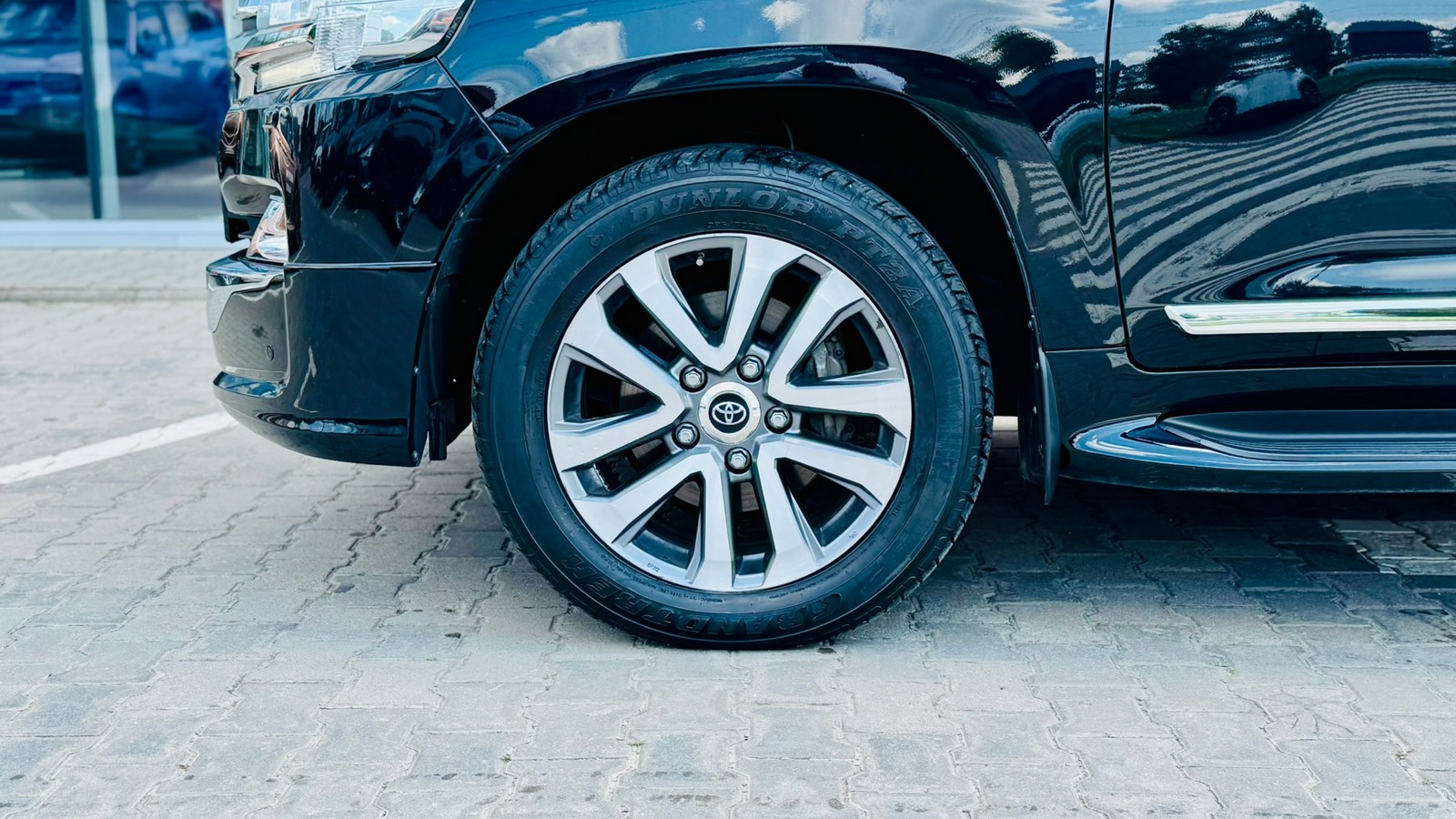 Toyota LAND CRUISER 2019 року, Універсал, Тойота Центр Тернопіль "Кристал Моторс", м.Тернопіль | Фото № 15 Toyota LAND CRUISER 2019 року з пробігом 59450 км, Універсал, Тойота Центр Тернопіль "Кристал Моторс", м.Тернопіль - 3100000 ГРН | Фото № 15