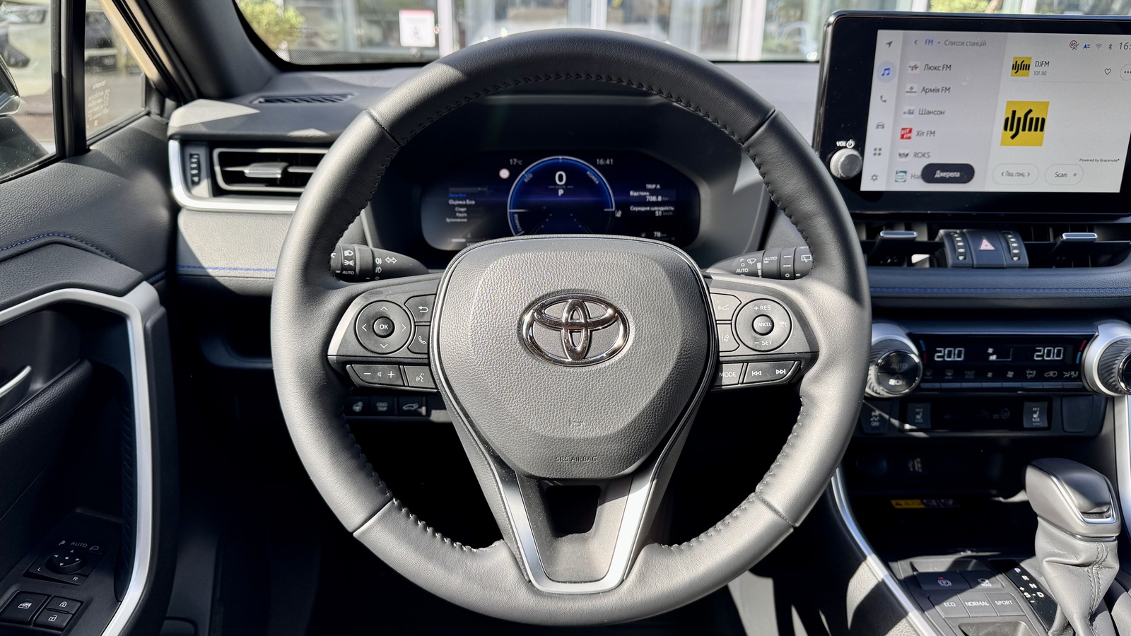 Toyota RAV4 2025 року, Універсал, Тойота Центр Чернігів "Соллі-Плюс", м.Чернігів | Фото № 9 Toyota RAV4 2025 року з пробігом 1970 км, Універсал, Тойота Центр Чернігів "Соллі-Плюс", м.Чернігів - 2050000 ГРН | Фото № 9