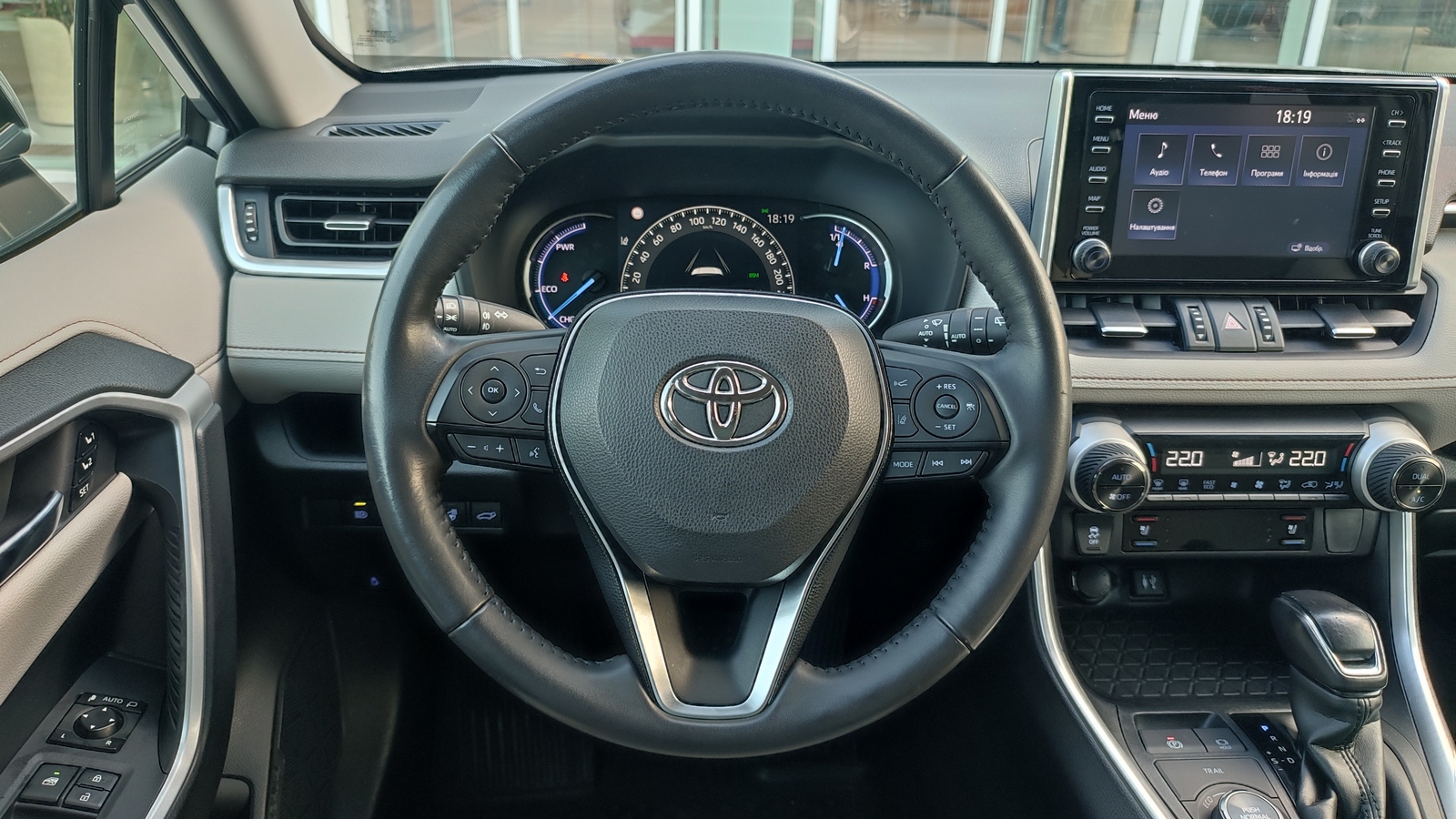 Toyota RAV4 2019 року, Універсал, Тойота Центр Київ "ВіДі Автострада", м.Київ | Фото № 9 Toyota RAV4 2019 року з пробігом 91570 км, Універсал, Тойота Центр Київ "ВіДі Автострада", м.Київ - 1475000 ГРН | Фото № 9