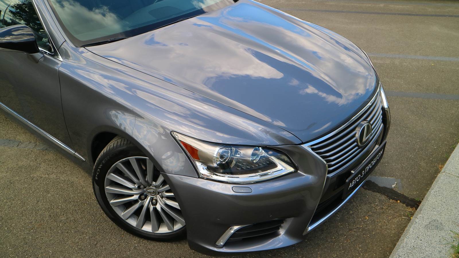 Lexus LS 2017 року з пробігом 172979 км, Седан, Тойота Центр Київ "Автосаміт Укравто Столичне", м.Київ - 1239000 ГРН | Фото № 25