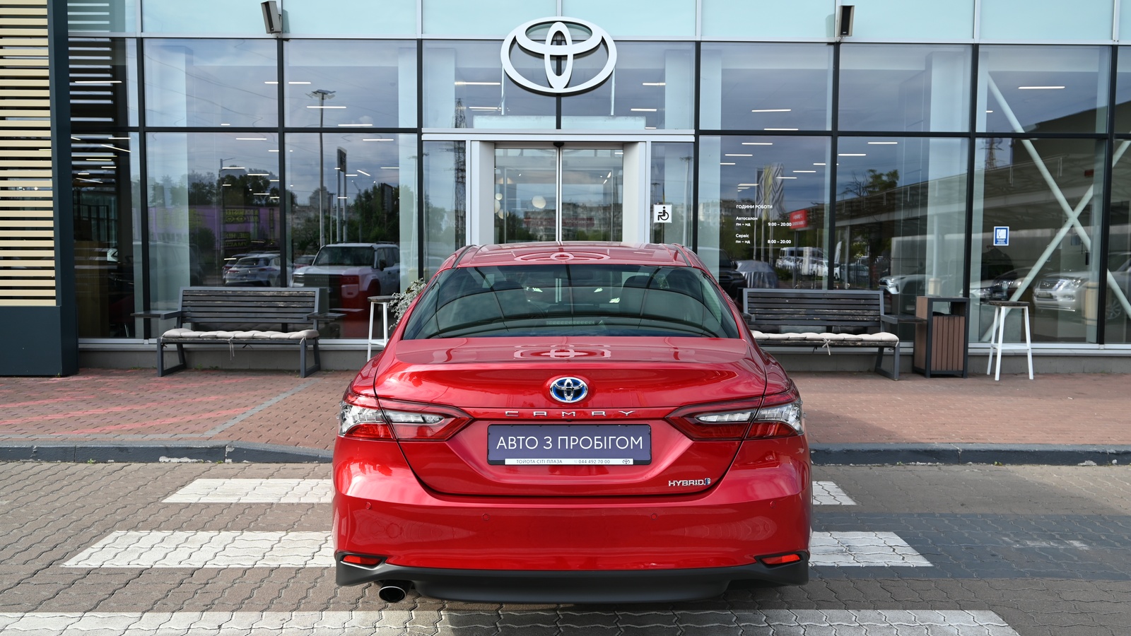 Toyota CAMRY 2023 року, Седан, Тойота Центр Київ "Сіті Плаза", м.Київ | Фото № 4 Toyota CAMRY 2023 року з пробігом 55413 км, Седан, Тойота Центр Київ "Сіті Плаза", м.Київ - 1609200 ГРН | Фото № 4
