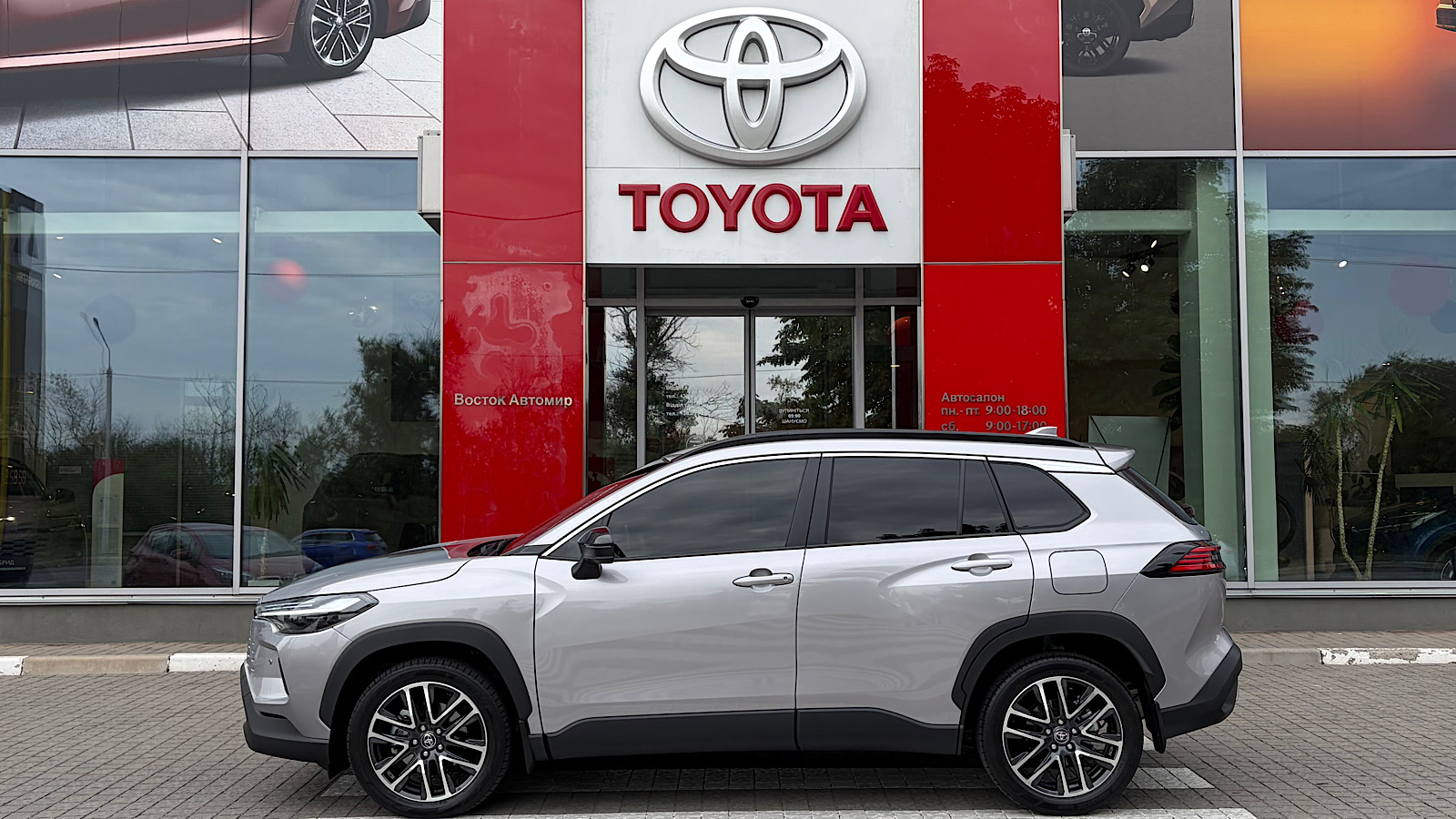 Toyota COROLLA CROSS 2025 року, Хетчбек, Тойота Центр Запоріжжя "Восток Автомир", м.Запоріжжя | Фото № 3 Toyota COROLLA CROSS 2025 року з пробігом 8700 км, Хетчбек, Тойота Центр Запоріжжя "Восток Автомир", м.Запоріжжя - 1788561 ГРН | Фото № 3