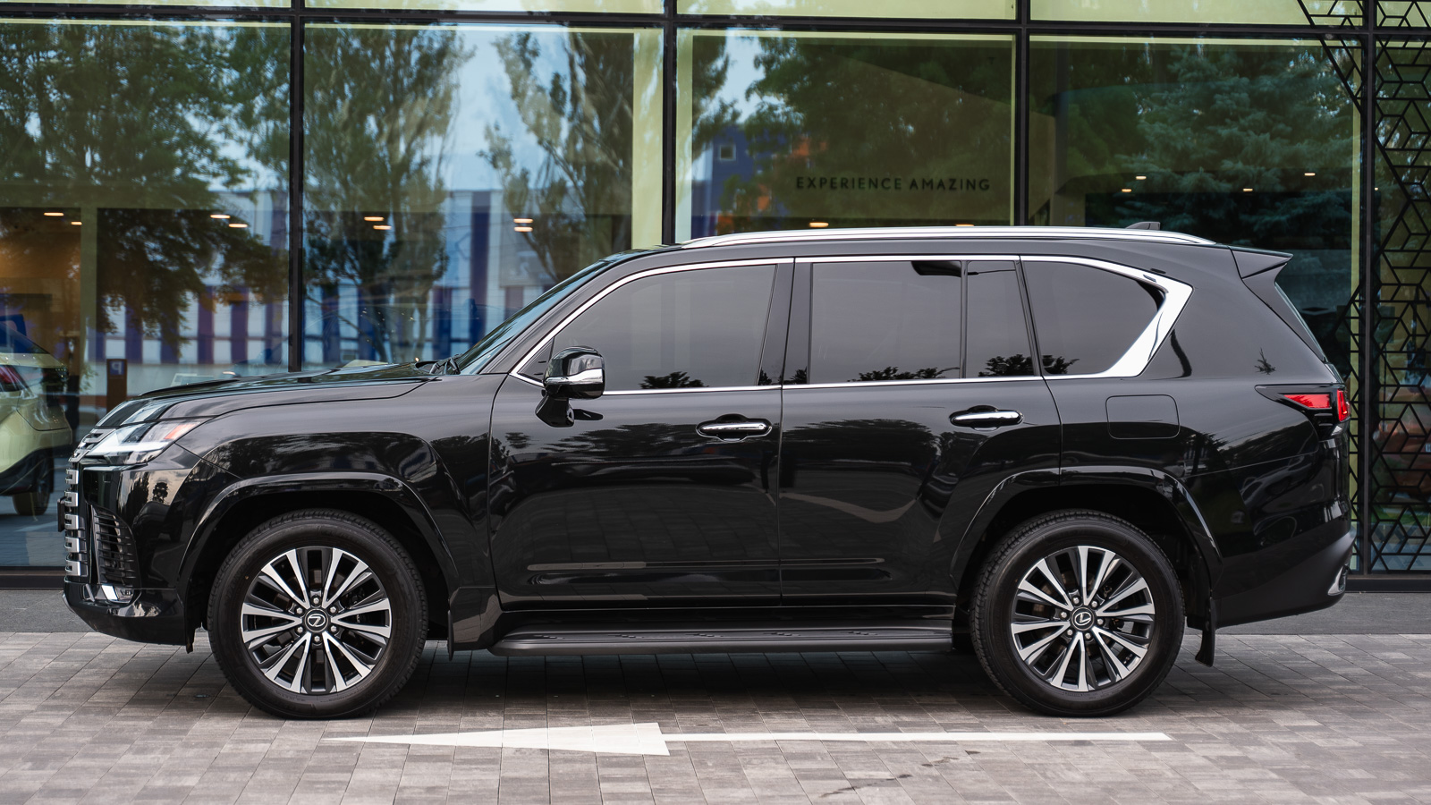 Lexus LX 2025 року, Універсал, Лексус Дніпро, м.Дніпро | Фото № 3 Lexus LX 2025 року з пробігом 16155 км, Універсал, Лексус Дніпро, м.Дніпро - 5913600 ГРН | Фото № 3