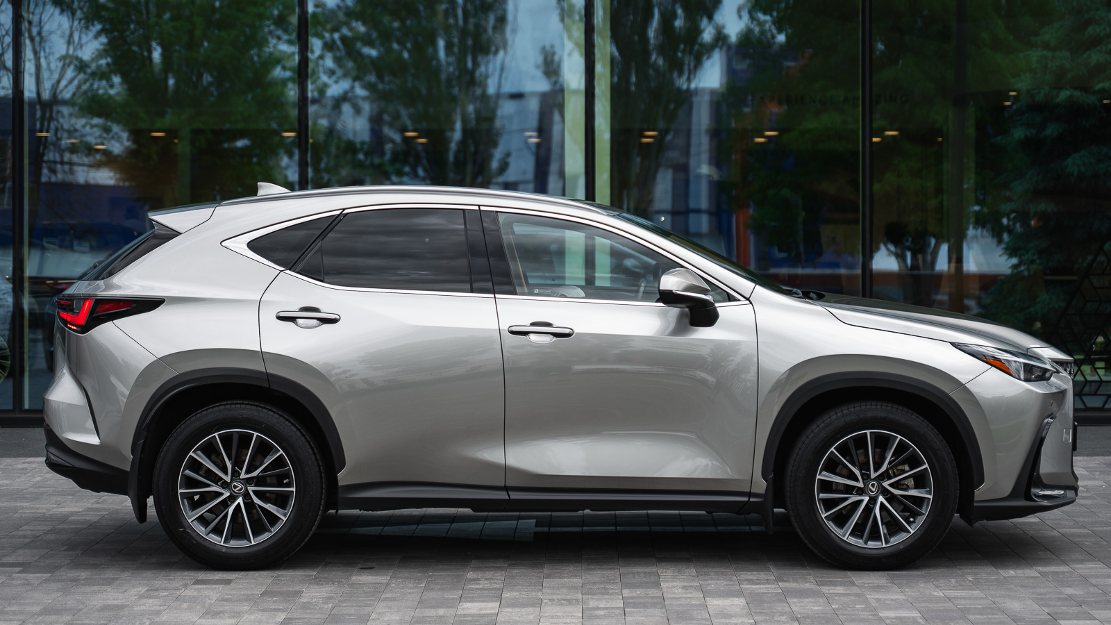 Lexus NX 2022 року, Універсал, Лексус Дніпро, м.Дніпро | Фото № 18 Lexus NX 2022 року з пробігом 67441 км, Універсал, Лексус Дніпро, м.Дніпро - 2413815 ГРН | Фото № 18
