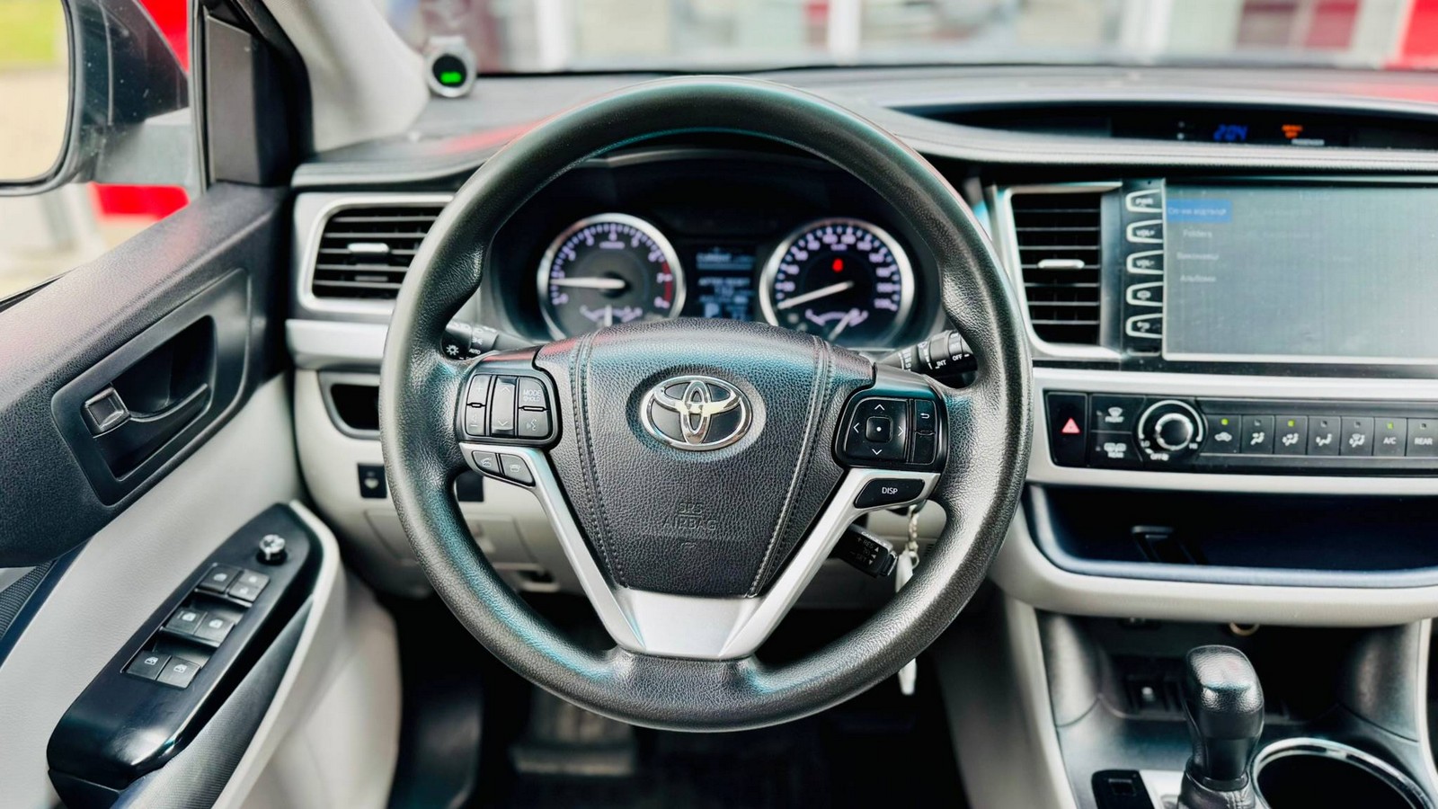 Toyota HIGHLANDER 2014 року, Універсал, Тойота Центр Тернопіль "Кристал Моторс", м.Тернопіль | Фото № 10 Toyota HIGHLANDER 2014 року з пробігом 169646 км, Універсал, Тойота Центр Тернопіль "Кристал Моторс", м.Тернопіль - 870000 ГРН | Фото № 10