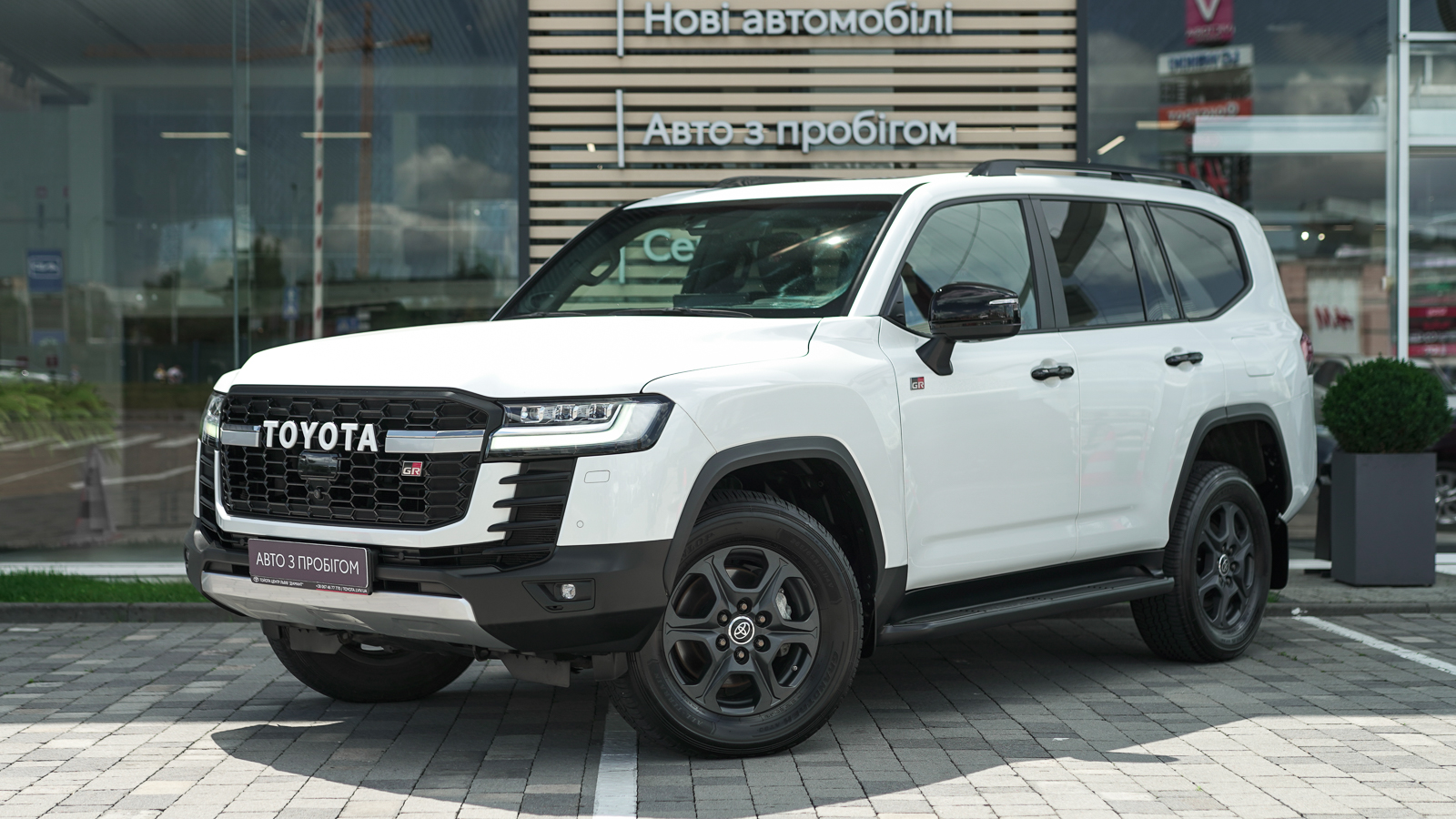 Toyota LAND CRUISER 2023 року, Універсал, Тойота Центр Львів "Діамант", м.Львів | Фото № 1 Toyota LAND CRUISER 2023 року з пробігом 54960 км, Універсал, Тойота Центр Львів "Діамант", м.Львів - 3608000 ГРН | Фото № 1