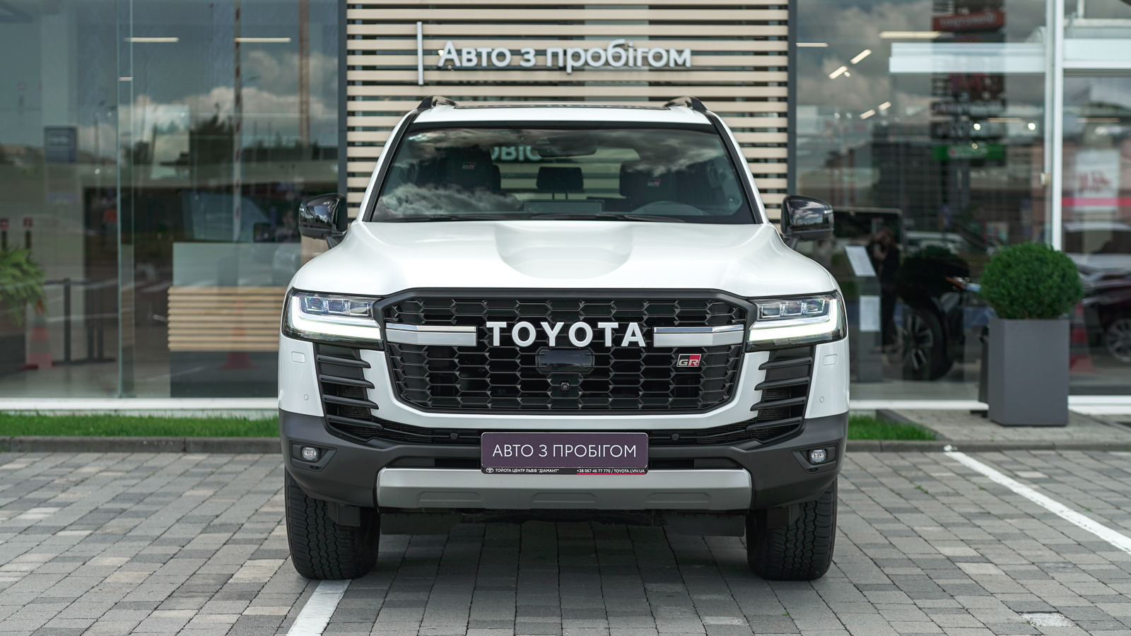 Toyota LAND CRUISER 2023 року, Універсал, Тойота Центр Львів "Діамант", м.Львів | Фото № 5 Toyota LAND CRUISER 2023 року з пробігом 54960 км, Універсал, Тойота Центр Львів "Діамант", м.Львів - 3608000 ГРН | Фото № 5