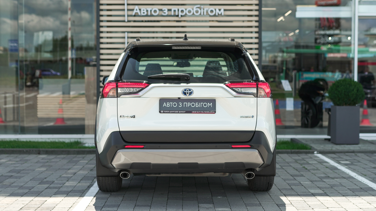 Toyota RAV4 2019 року, Універсал, Тойота Центр Львів "Діамант", м.Львів | Фото № 4 Toyota RAV4 2019 року з пробігом 67293 км, Універсал, Тойота Центр Львів "Діамант", м.Львів - 1398100 ГРН | Фото № 4