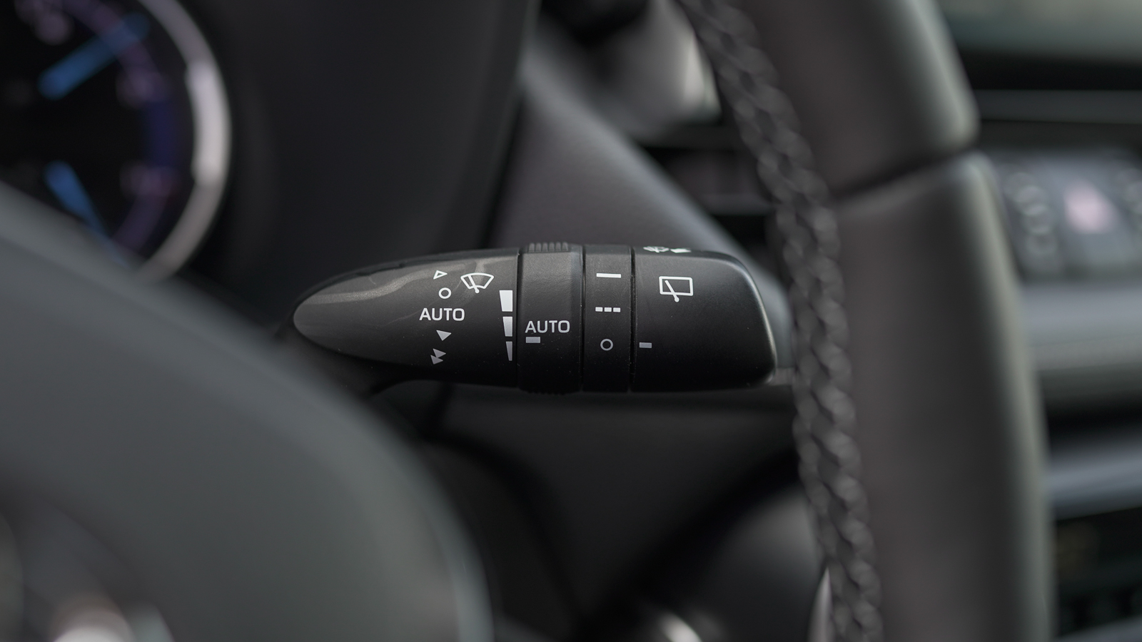 Toyota RAV4 2019 року, Універсал, Тойота Центр Львів "Діамант", м.Львів | Фото № 20 Toyota RAV4 2019 року з пробігом 67293 км, Універсал, Тойота Центр Львів "Діамант", м.Львів - 1398100 ГРН | Фото № 20