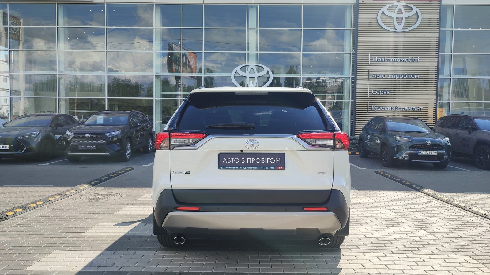 Toyota RAV4 2022 року, Універсал, Тойота Центр Київ "ВіДі Автострада", м.Київ | Фото № 4 Toyota RAV4 2022 року з пробігом 8802 км, Універсал, Тойота Центр Київ "ВіДі Автострада", м.Київ - 1550000 ГРН | Фото № 4