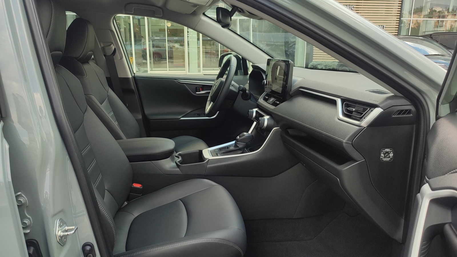 Toyota RAV4 2024 року з пробігом 26685 км, Універсал, Тойота Центр Київ "ВіДі Автострада", м.Київ - 1790000 ГРН | Фото № 6
