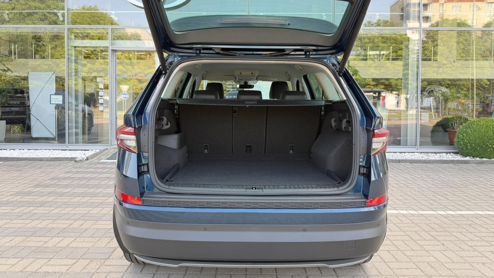 Інші авто SKODA Kodiaq 2021 року, Універсал, Тойота Центр Луцьк "Автоконцепт", м.Луцьк | Фото № 8 Інші авто SKODA Kodiaq 2021 року з пробігом 61000 км, Універсал, Тойота Центр Луцьк "Автоконцепт", м.Луцьк - 1420000 ГРН | Фото № 8