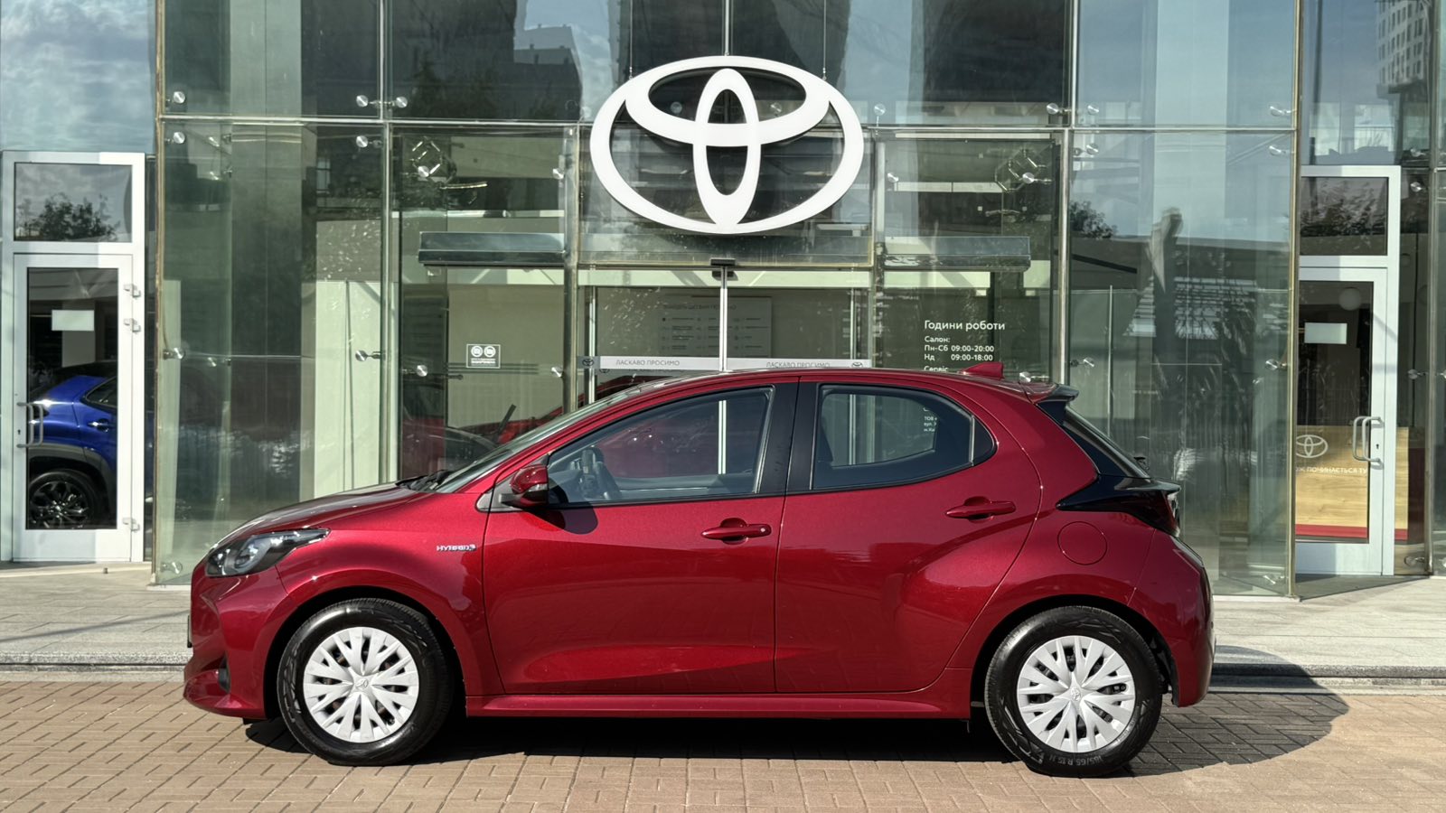 Toyota YARIS 2021 року, Хетчбек, Тойота Центр Київ "Автосаміт Укравто", м.Київ | Фото № 3 Toyota YARIS 2021 року з пробігом 23645 км, Хетчбек, Тойота Центр Київ "Автосаміт Укравто", м.Київ - 1150000 ГРН | Фото № 3