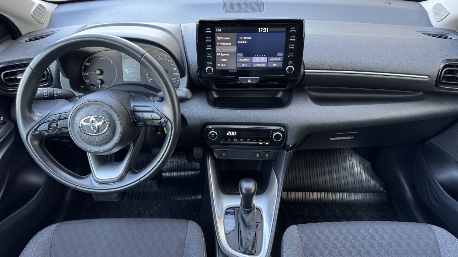 Toyota YARIS 2021 року, Хетчбек, Тойота Центр Київ "Автосаміт Укравто", м.Київ | Фото № 8 Toyota YARIS 2021 року з пробігом 23645 км, Хетчбек, Тойота Центр Київ "Автосаміт Укравто", м.Київ - 1150000 ГРН | Фото № 8