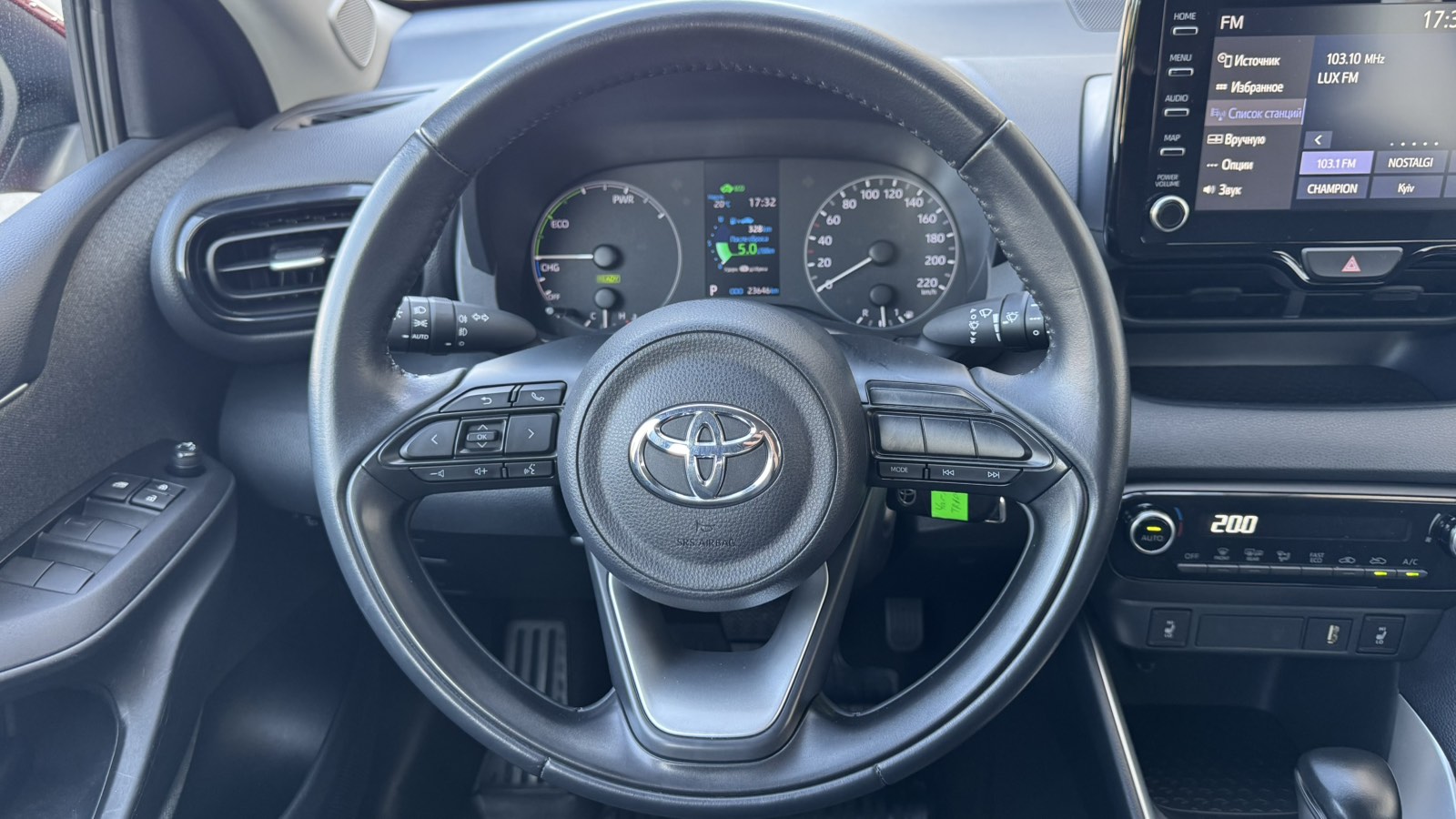 Toyota YARIS 2021 року, Хетчбек, Тойота Центр Київ "Автосаміт Укравто", м.Київ | Фото № 13 Toyota YARIS 2021 року з пробігом 23645 км, Хетчбек, Тойота Центр Київ "Автосаміт Укравто", м.Київ - 1150000 ГРН | Фото № 13