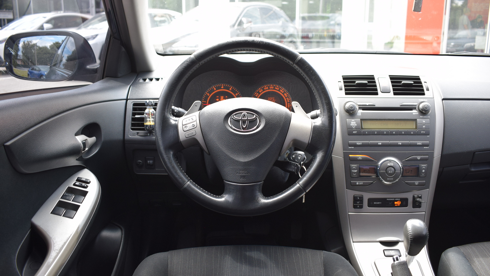 Toyota COROLLA 2008 року, Седан, Тойота Центр Житомир "Стар - Кар", м.Житомир | Фото № 9 Toyota COROLLA 2008 року з пробігом 184800 км, Седан, Тойота Центр Житомир "Стар - Кар", м.Житомир - 297000 ГРН | Фото № 9