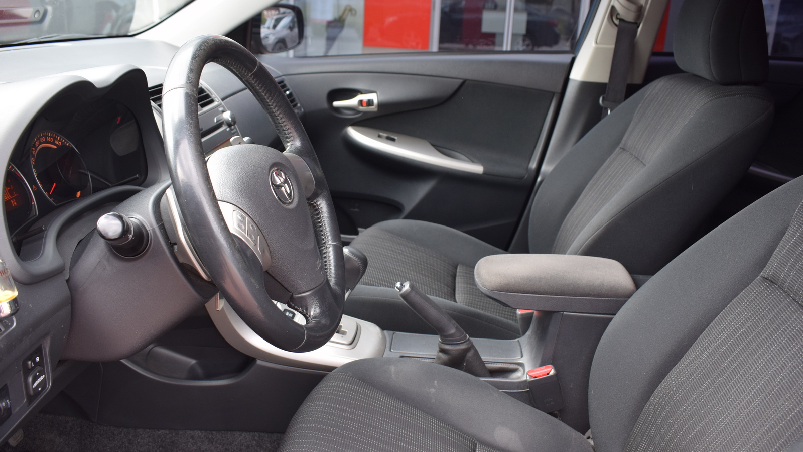 Toyota COROLLA 2008 року, Седан, Тойота Центр Житомир "Стар - Кар", м.Житомир | Фото № 12 Toyota COROLLA 2008 року з пробігом 184800 км, Седан, Тойота Центр Житомир "Стар - Кар", м.Житомир - 297000 ГРН | Фото № 12