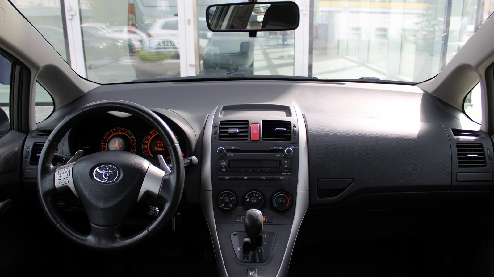 Toyota AURIS 2008 року, Хетчбек, Тойота Центр Черкаси "Мотор Сіті", м.Черкаси | Фото № 8 Toyota AURIS 2008 року з пробігом 155979 км, Хетчбек, Тойота Центр Черкаси "Мотор Сіті", м.Черкаси - 267000 ГРН | Фото № 8