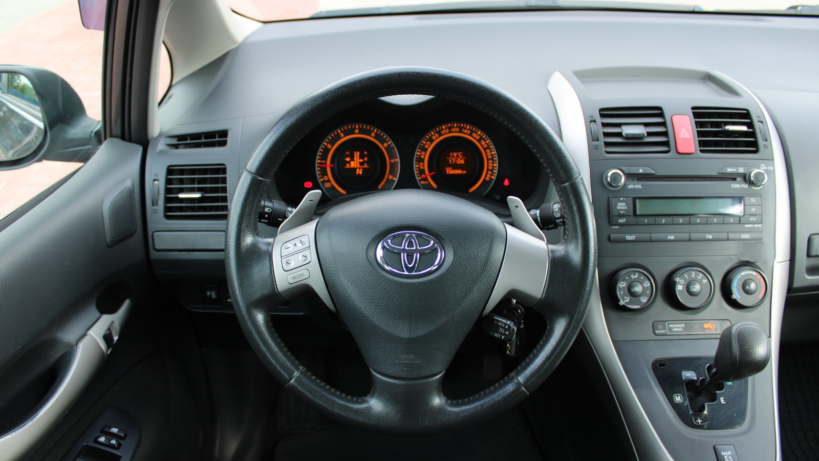 Toyota AURIS 2008 року, Хетчбек, Тойота Центр Черкаси "Мотор Сіті", м.Черкаси | Фото № 9 Toyota AURIS 2008 року з пробігом 155979 км, Хетчбек, Тойота Центр Черкаси "Мотор Сіті", м.Черкаси - 267000 ГРН | Фото № 9