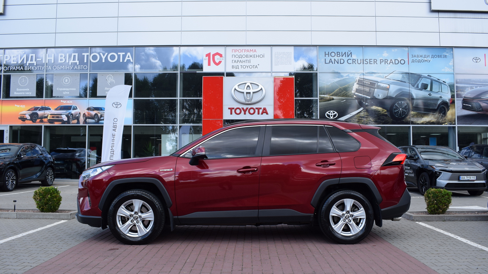 Toyota RAV4 2021 року з пробігом 80394 км, Універсал, Тойота Центр Житомир "Стар - Кар", м.Житомир - 1454760 ГРН | Фото № 3