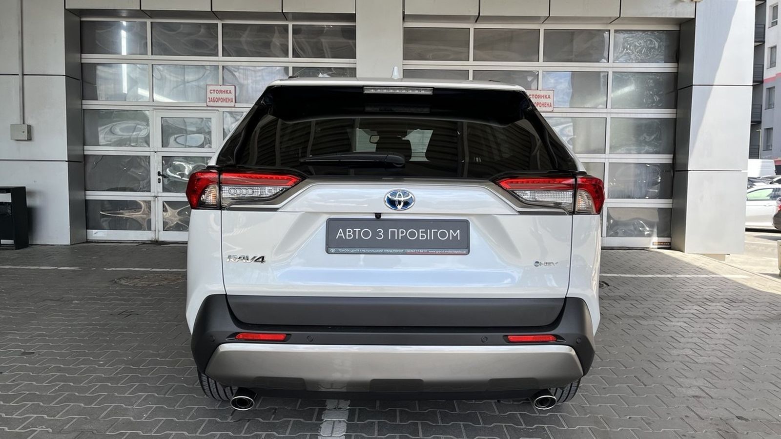 Toyota RAV4 2025 року, Універсал, Тойота Центр Хмельницький "Гранд Мотор", м.Хмельницький | Фото № 5 Toyota RAV4 2025 року з пробігом 13461 км, Універсал, Тойота Центр Хмельницький "Гранд Мотор", м.Хмельницький - 1920000 ГРН | Фото № 5