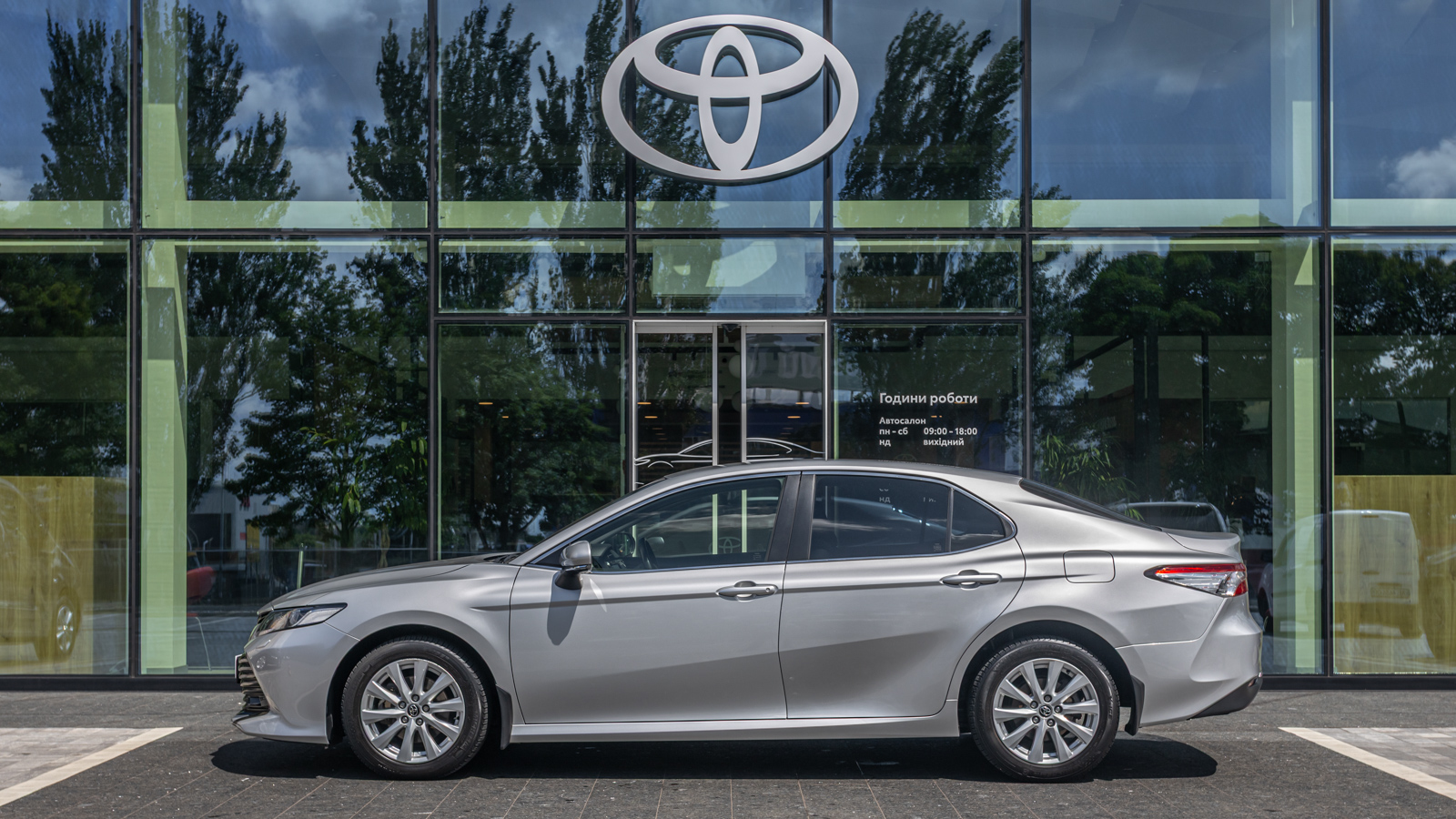 Toyota CAMRY 2019 року, Седан, Тойота Центр Дніпро "Алмаз Мотор" на Запорізькому шосе, м.Дніпро | Фото № 3 Toyota CAMRY 2019 року з пробігом 87001 км, Седан, Тойота Центр Дніпро "Алмаз Мотор" на Запорізькому шосе, м.Дніпро - 1012500 ГРН | Фото № 3