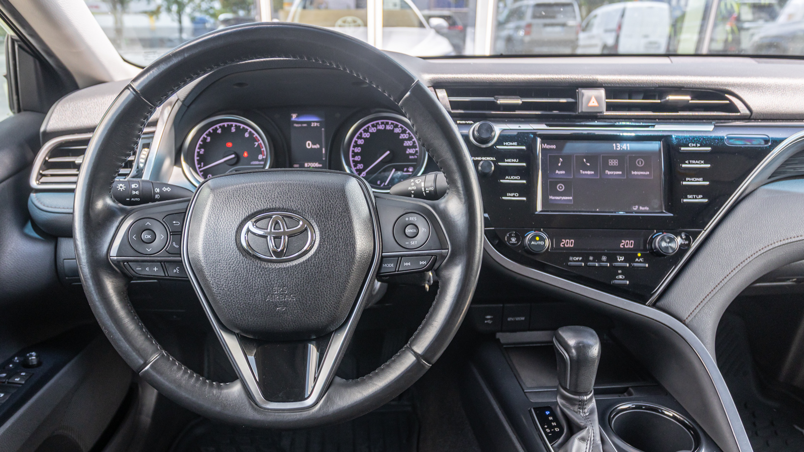 Toyota CAMRY 2019 року, Седан, Тойота Центр Дніпро "Алмаз Мотор" на Запорізькому шосе, м.Дніпро | Фото № 9 Toyota CAMRY 2019 року з пробігом 87001 км, Седан, Тойота Центр Дніпро "Алмаз Мотор" на Запорізькому шосе, м.Дніпро - 1012500 ГРН | Фото № 9